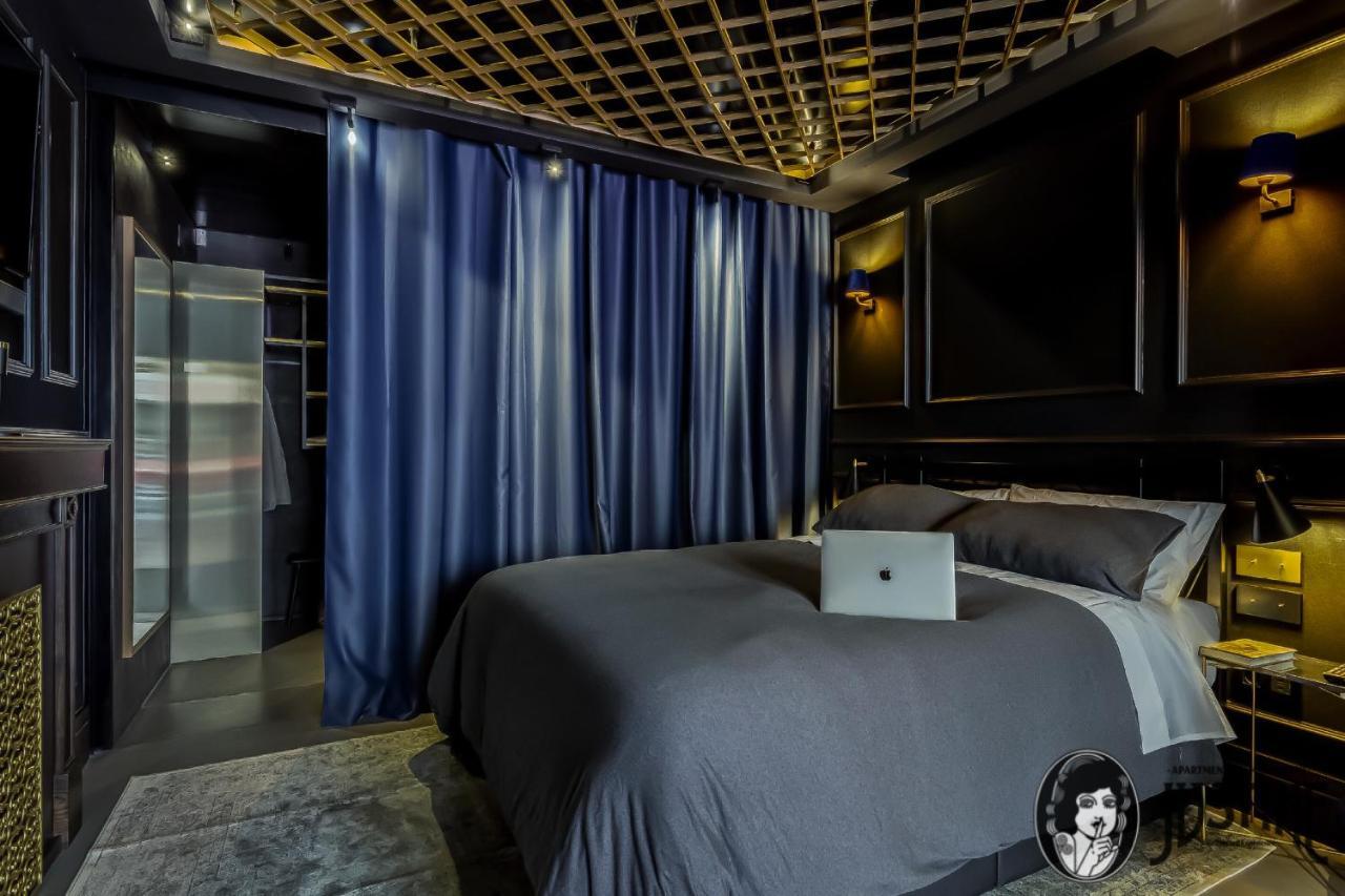 Suite Shibari by Justine Apartments Sobria Elegante y Pecaminosa Apartamento turístico en Madrid Río Exterior foto