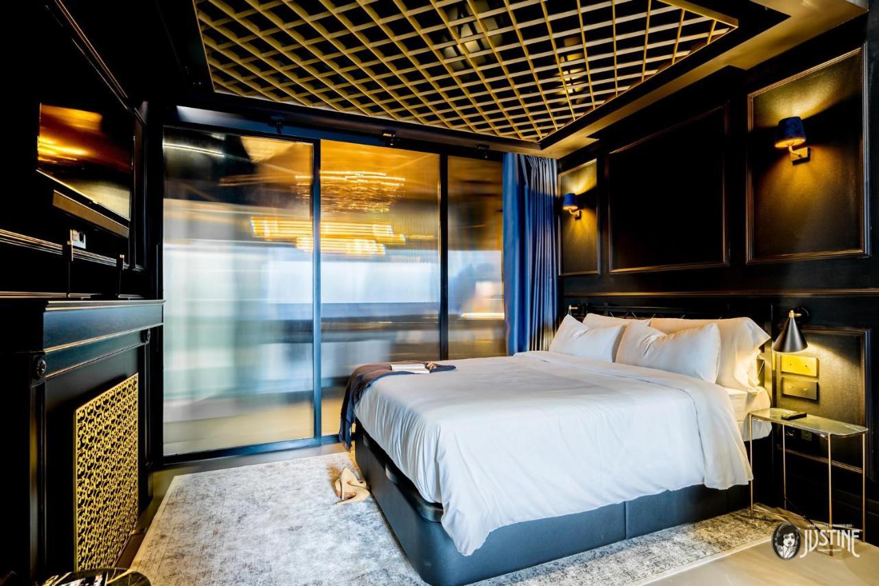 Suite Shibari by Justine Apartments Sobria Elegante y Pecaminosa Apartamento turístico en Madrid Río Exterior foto